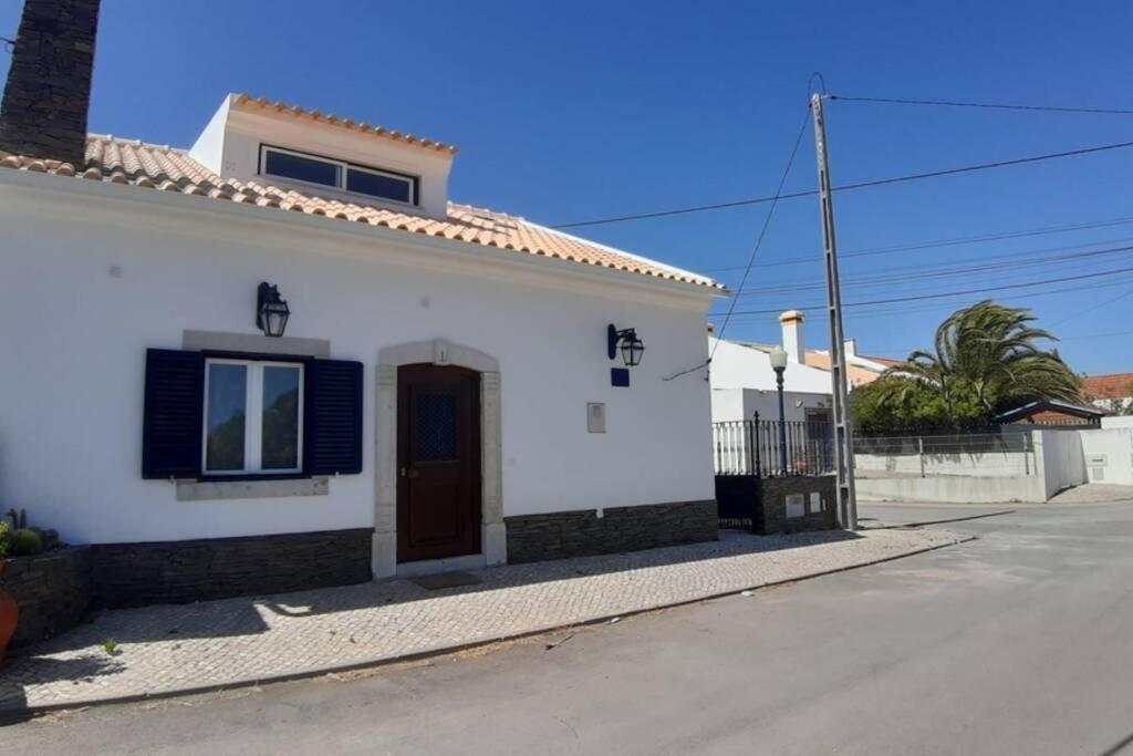 Villa A Casa Da Foz Moradia Com Vista Mar Sesimbra Esterno foto